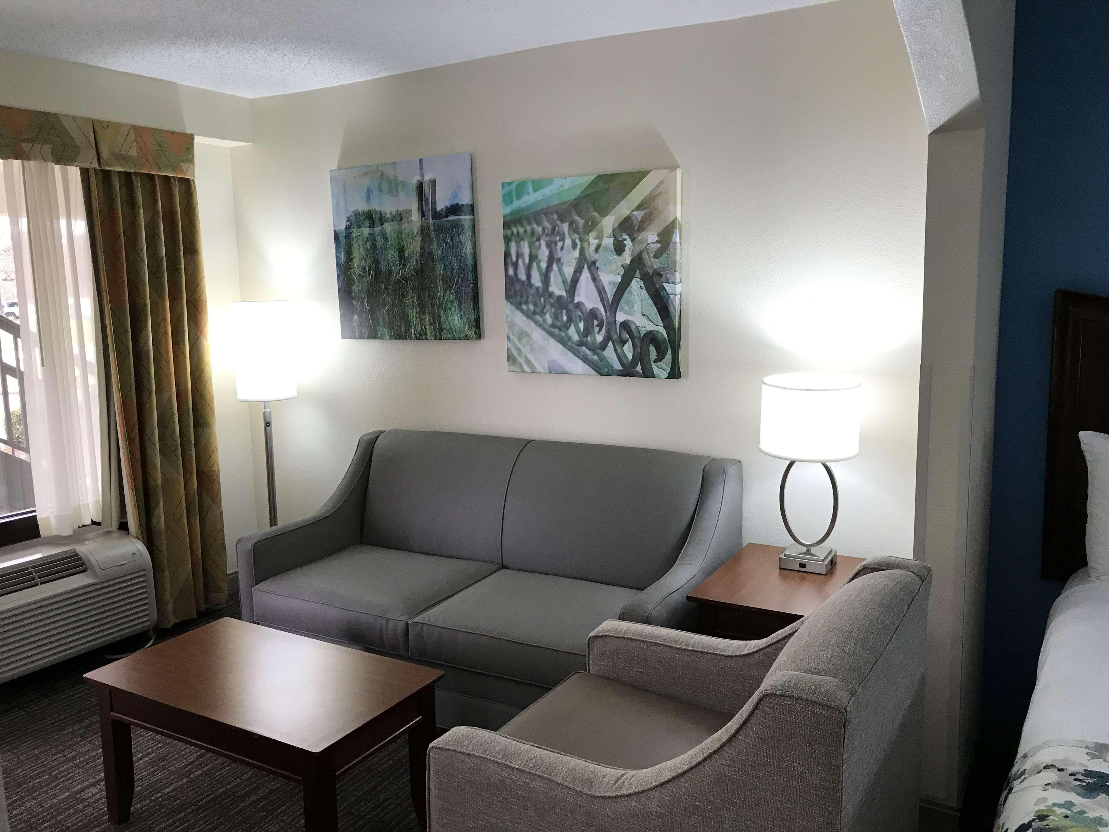 Best Western Inn & Suites Monroe Esterno foto