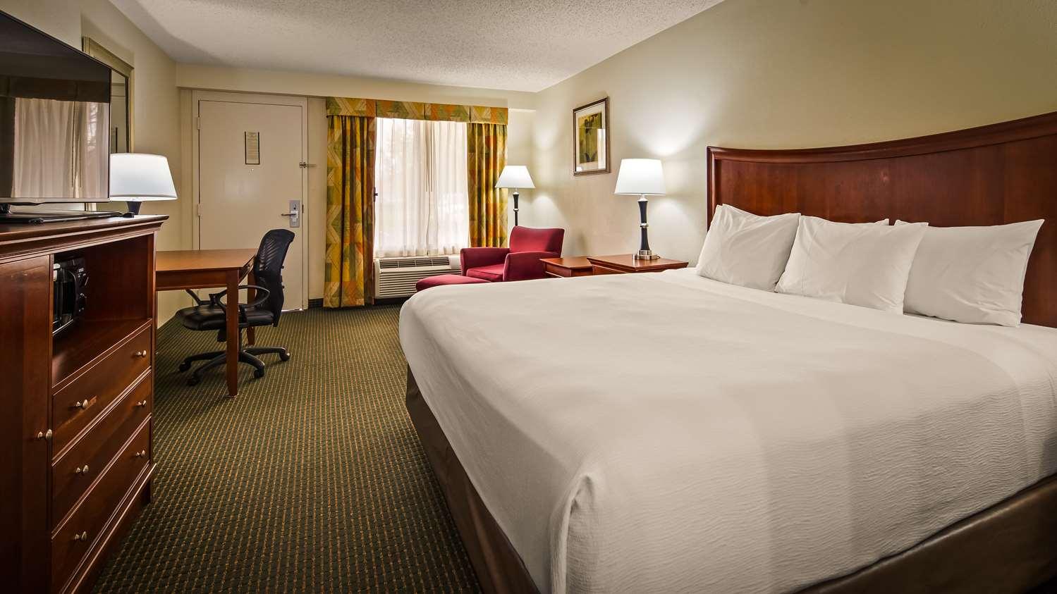 Best Western Inn & Suites Monroe Esterno foto