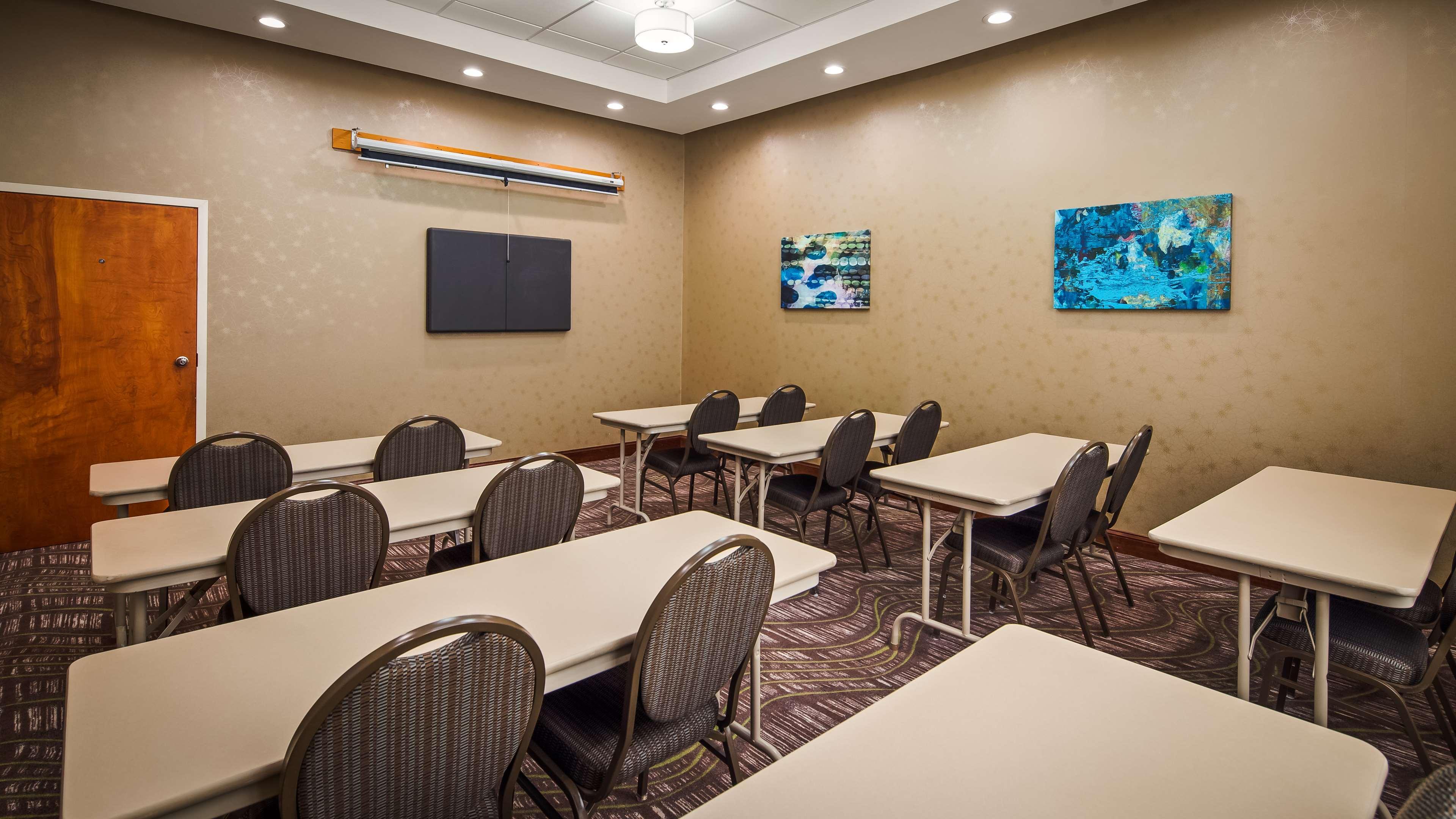 Best Western Inn & Suites Monroe Esterno foto