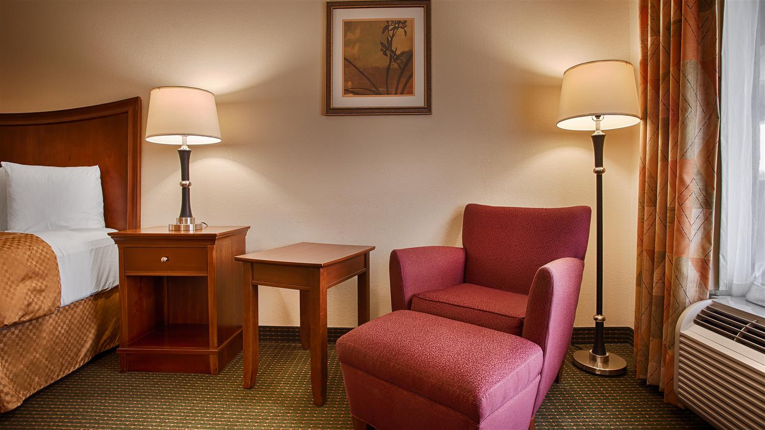 Best Western Inn & Suites Monroe Esterno foto