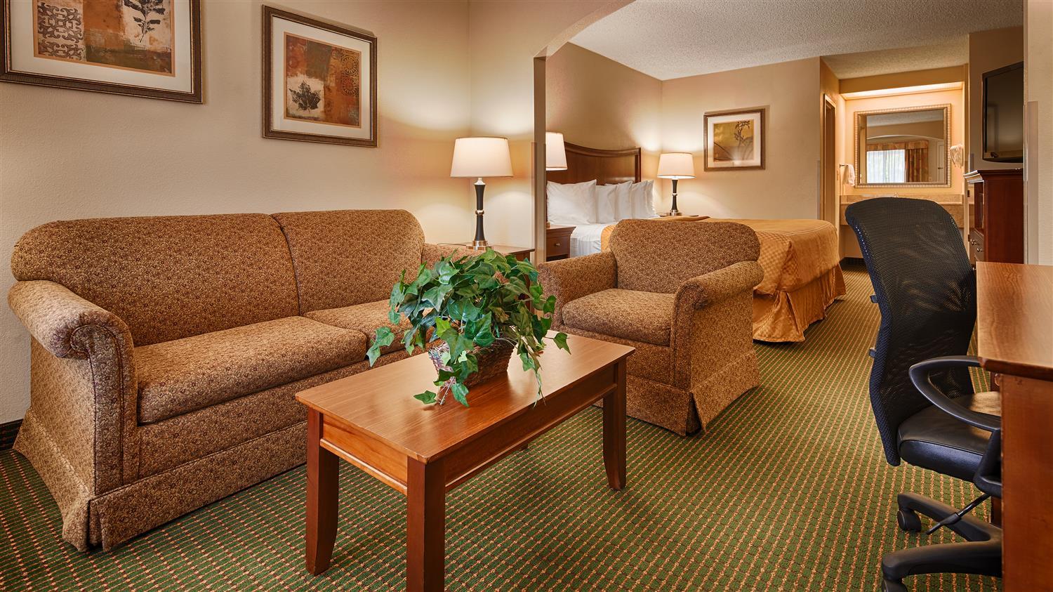 Best Western Inn & Suites Monroe Esterno foto