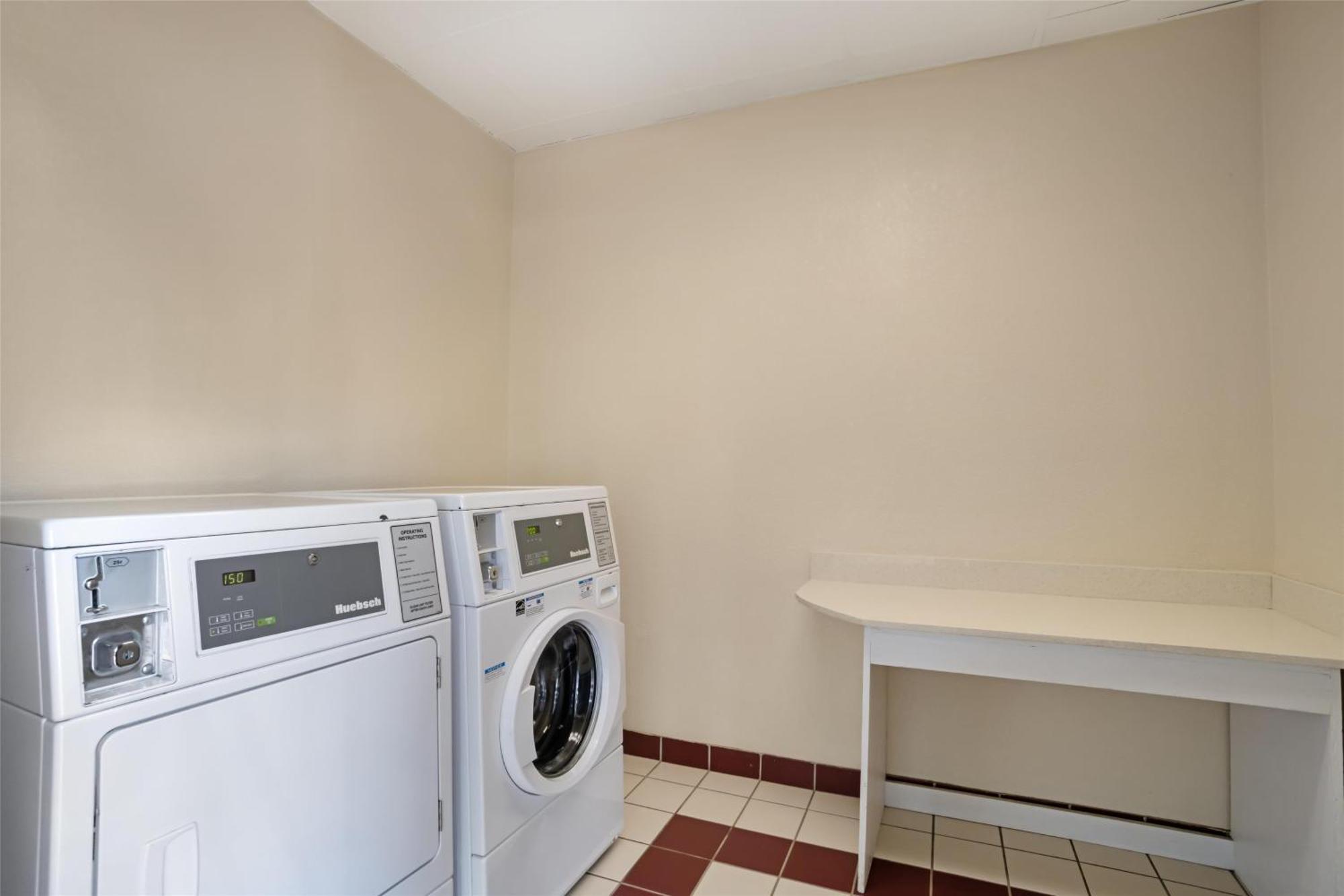 Best Western Inn & Suites Monroe Esterno foto