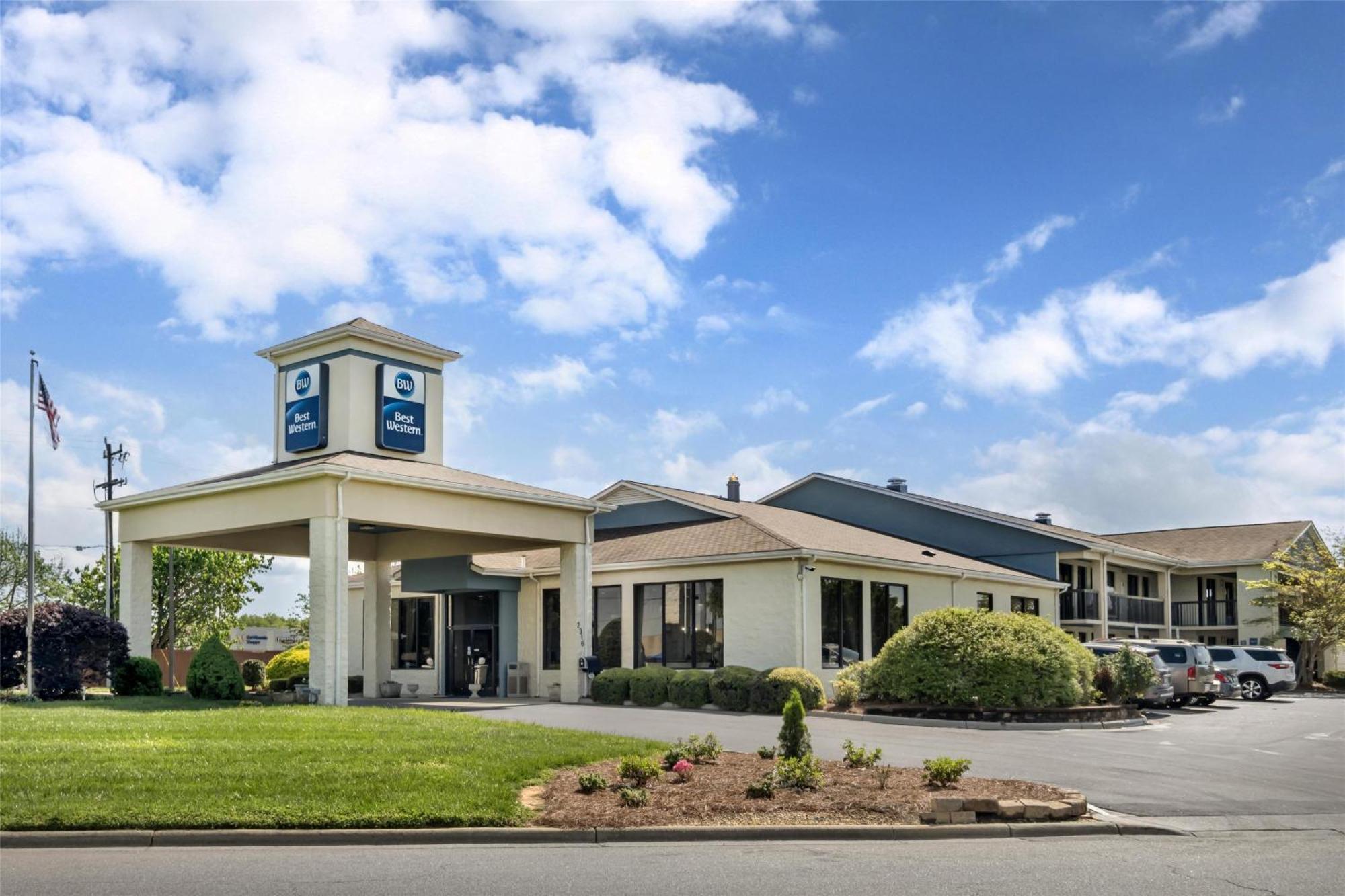 Best Western Inn & Suites Monroe Esterno foto