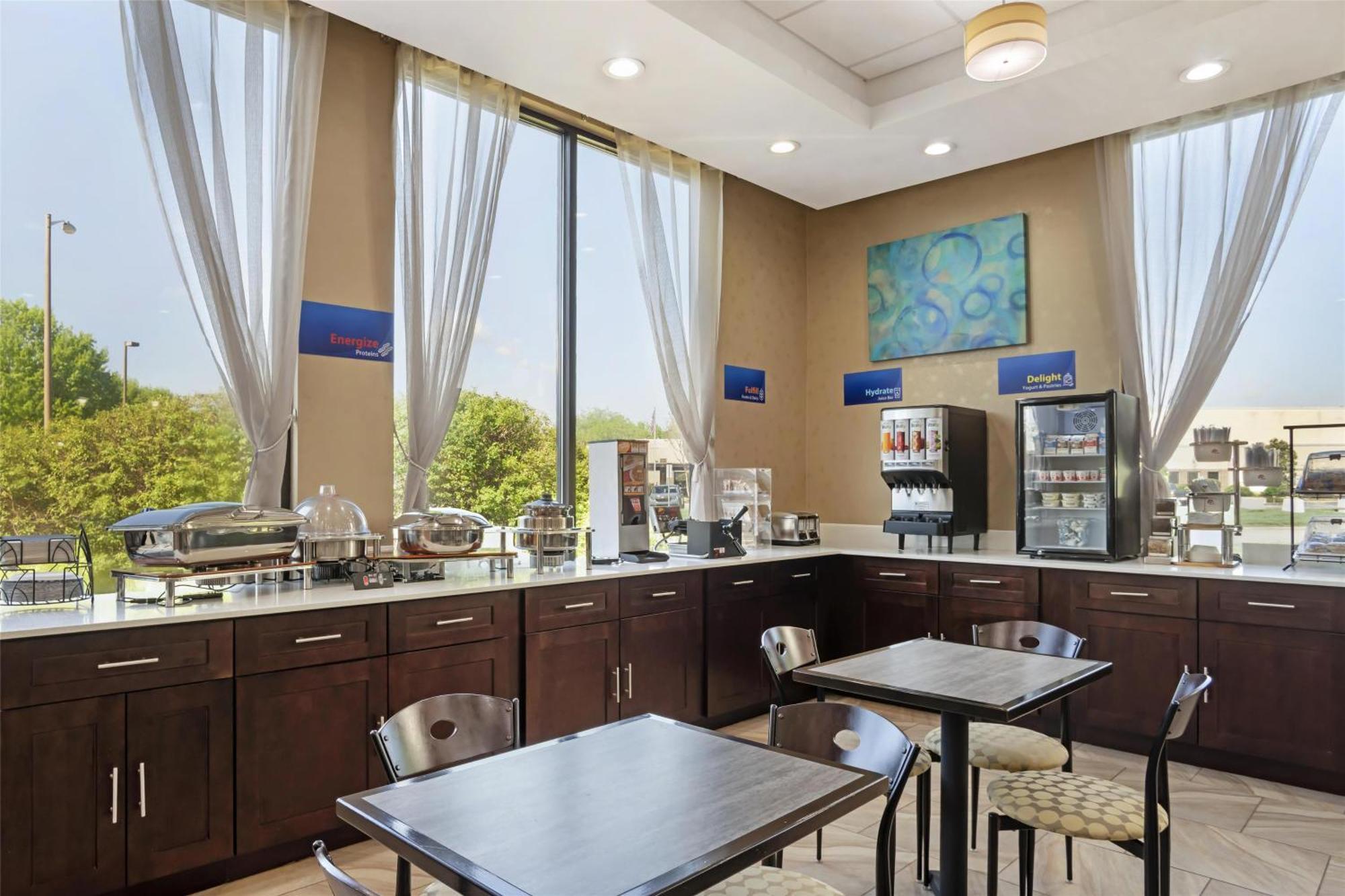 Best Western Inn & Suites Monroe Esterno foto