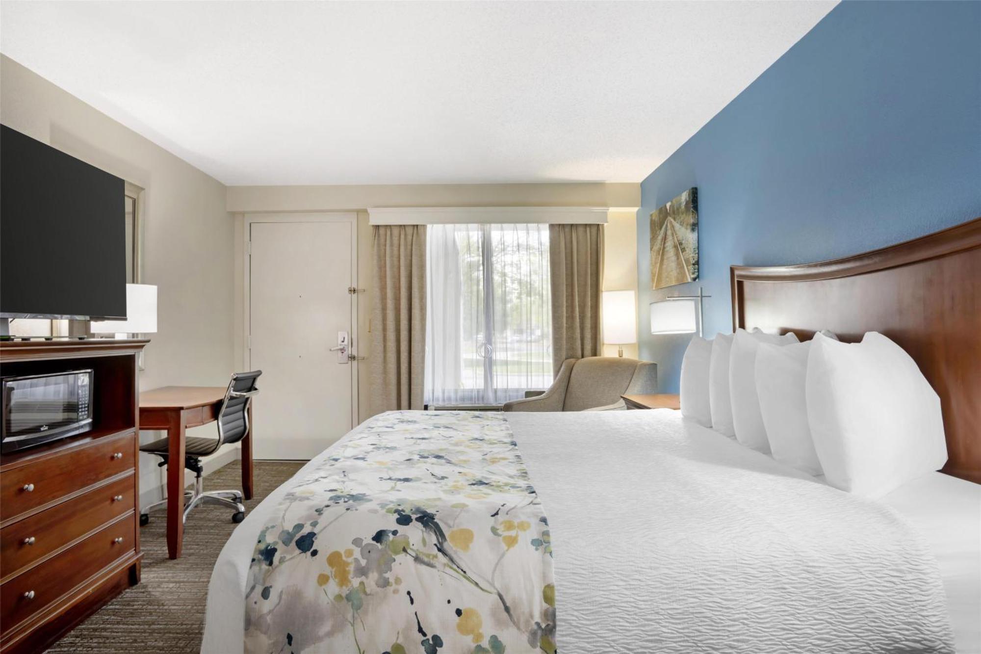 Best Western Inn & Suites Monroe Esterno foto
