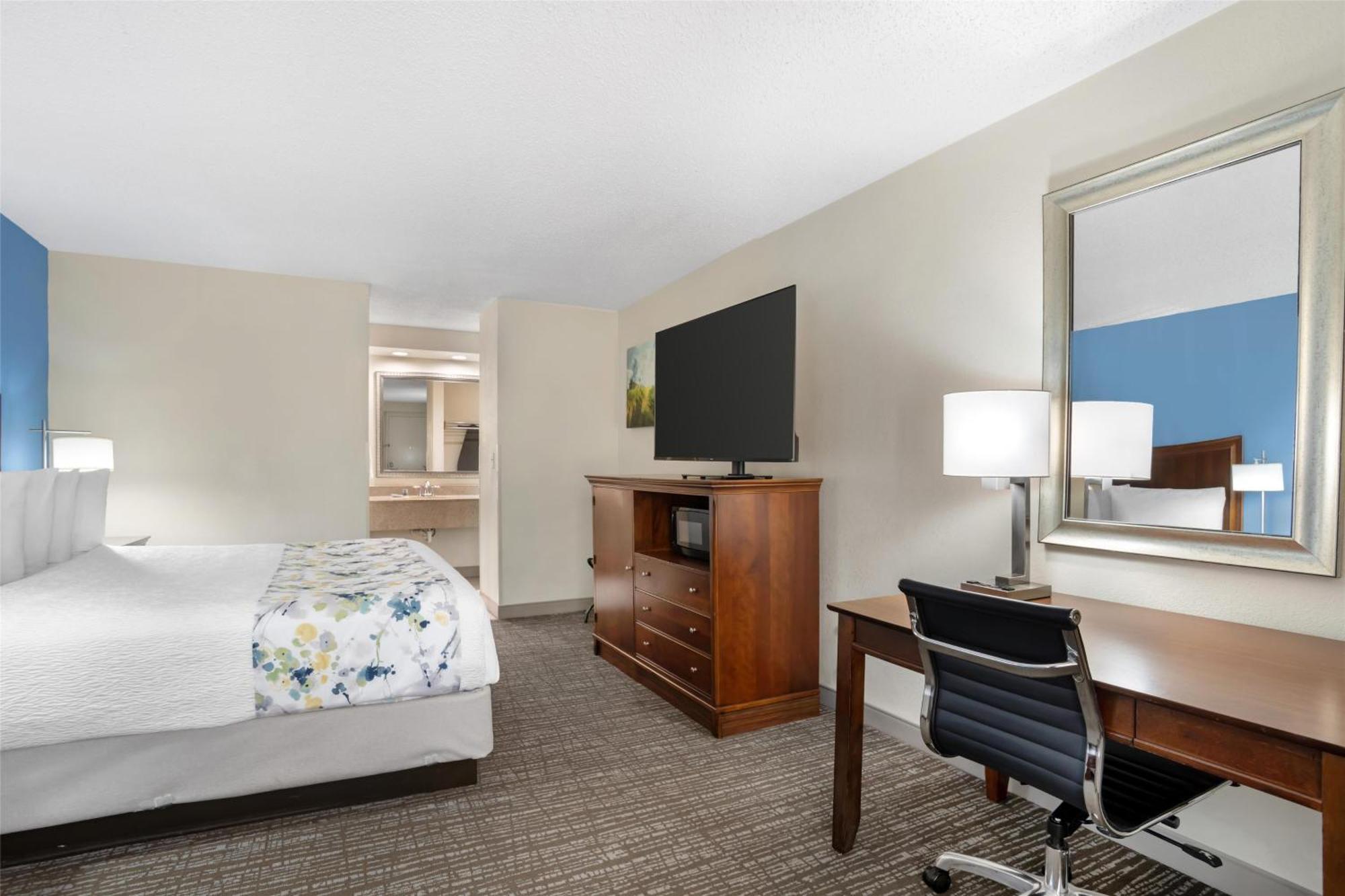 Best Western Inn & Suites Monroe Esterno foto