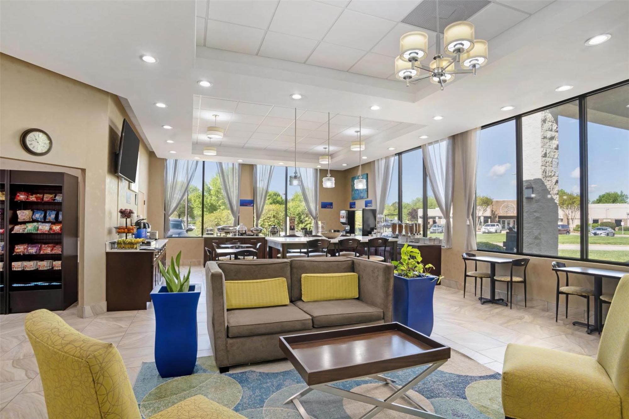 Best Western Inn & Suites Monroe Esterno foto